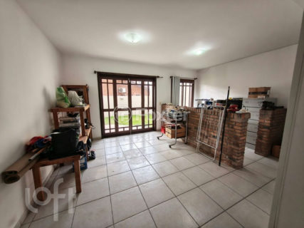 Image 33 - 1019559