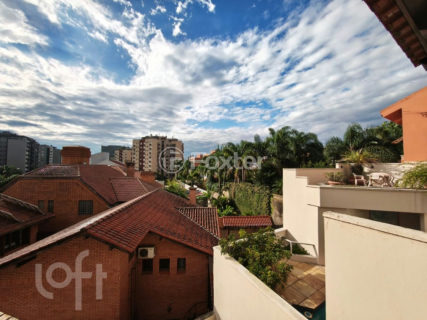 Image 23 - 1019559