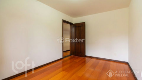 Image 30 - 1019559