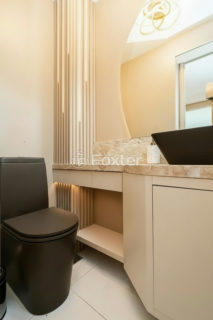 Image 3 - 1019560