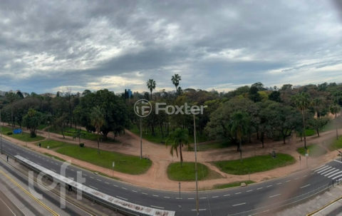 Image 10 - 1019572