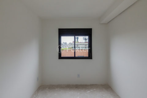 Image 15 - 1019577
