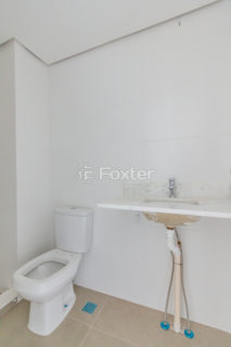 Image 19 - 1019577