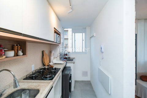 Image 19 - 1019599