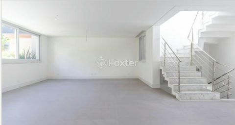 Image 6 - 1019602
