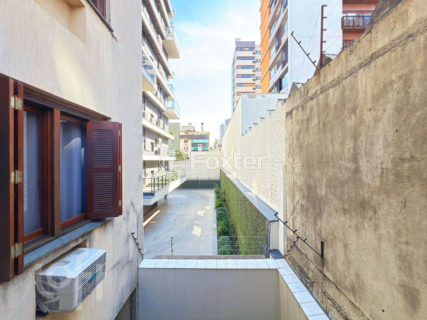 Image 25 - 1019609