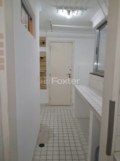 Image 7 - 1019650