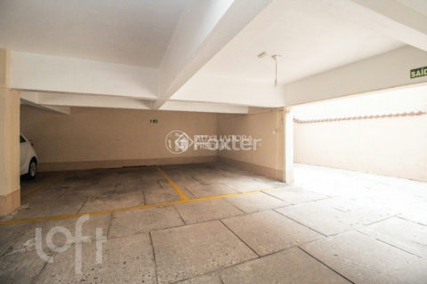 Image 7 - 1019657