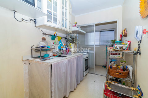 Image 11 - 1019705