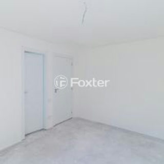 Image 4 - 1019740