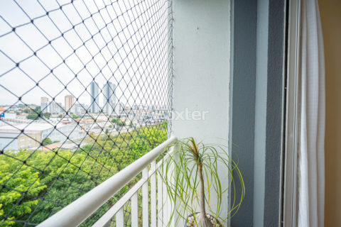 Image 4 - 1019744