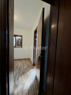 Image 38 - 1019902
