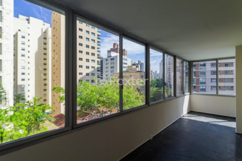 Image 2 - 1020034