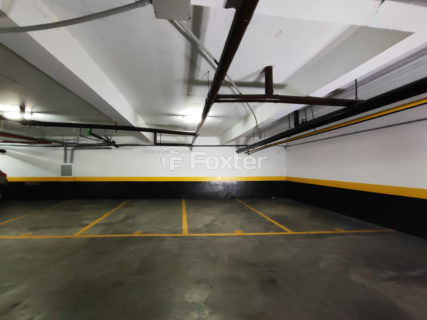 Image 32 - 1020095