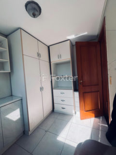Image 31 - 1020204