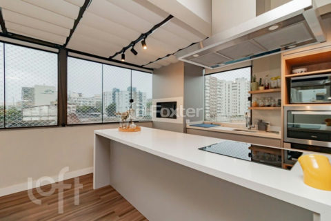 Image 33 - 1020326