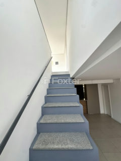 Image 6 - 1020329