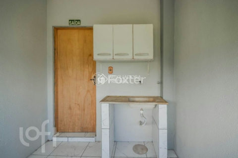 Image 42 - 1020347