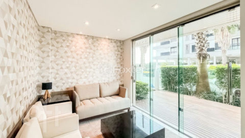 Image 33 - 1020350