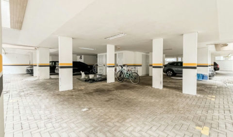 Image 35 - 1020350