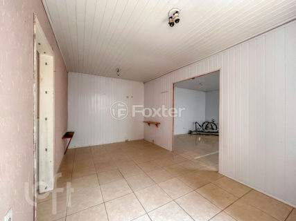 Image 37 - 1020356