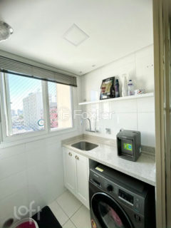 Image 3 - 1020380