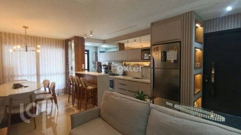 Image 32 - 1020385