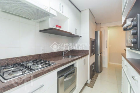 Image 7 - 1020401