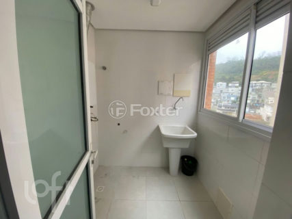Image 7 - 1020409
