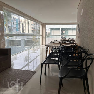 Image 28 - 1020412