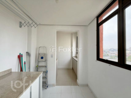 Image 42 - 1020420