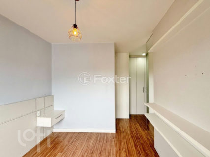 Image 30 - 1020420