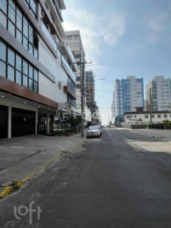 Image 29 - 1020446