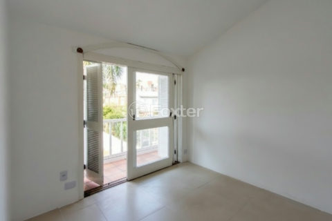 Image 35 - 1020483
