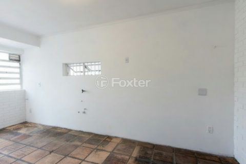 Image 28 - 1020483