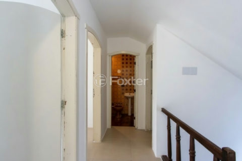 Image 33 - 1020483