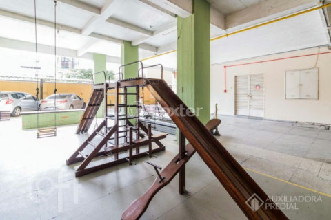 Image 31 - 1020484