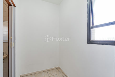 Image 40 - 1020525