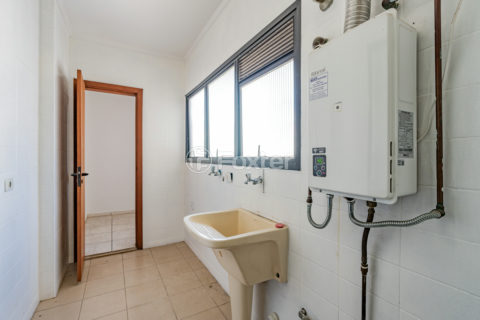 Image 39 - 1020525