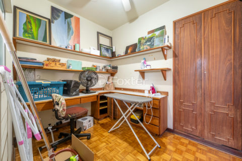 Image 34 - 1020571