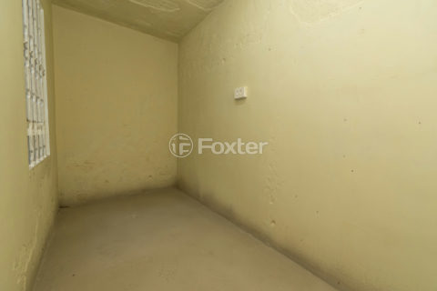 Image 28 - 1020642