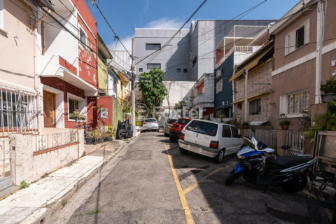 Image 36 - 1020642