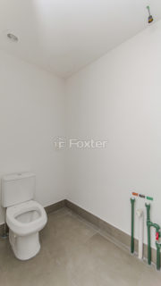 Image 21 - 1020697
