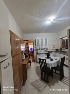 Image 3 - 1020774