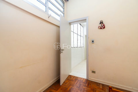 Image 38 - 1020792