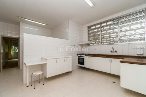 Image 34 - 1020792