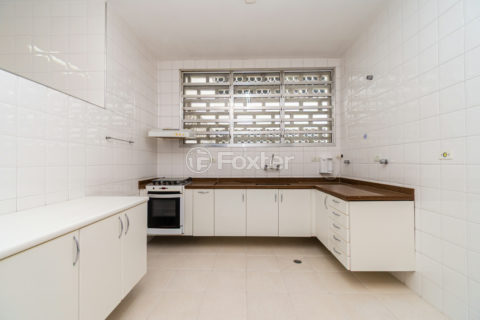 Image 33 - 1020792