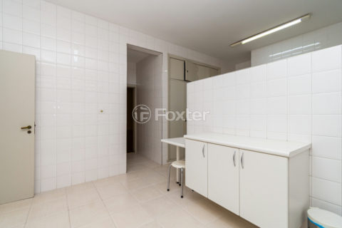 Image 30 - 1020792