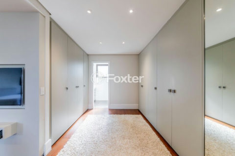 Image 34 - 1020818