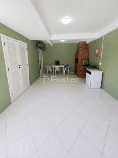 Image 1 - 1020826